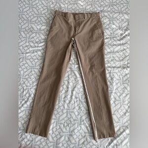 Tommy Hilfiger’s TH Flex Stretch Slim-Fit Chino Pants